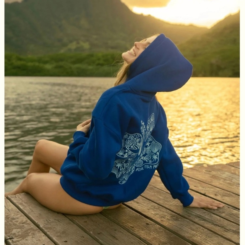 Pink Palm Puff Blue Hawaii Hibiscus Hoodie with White Embroidery. Size Medium.